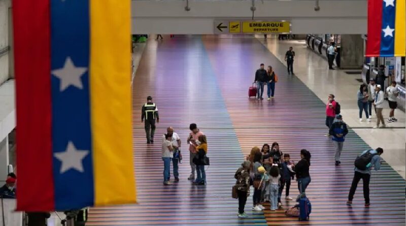 Suspenden vuelos a Venezuela